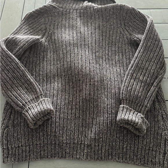 J. CREW | Chunky Cable-knit Sweater Cardigan long sleeve Sz XSmall - Picture 4 of 6